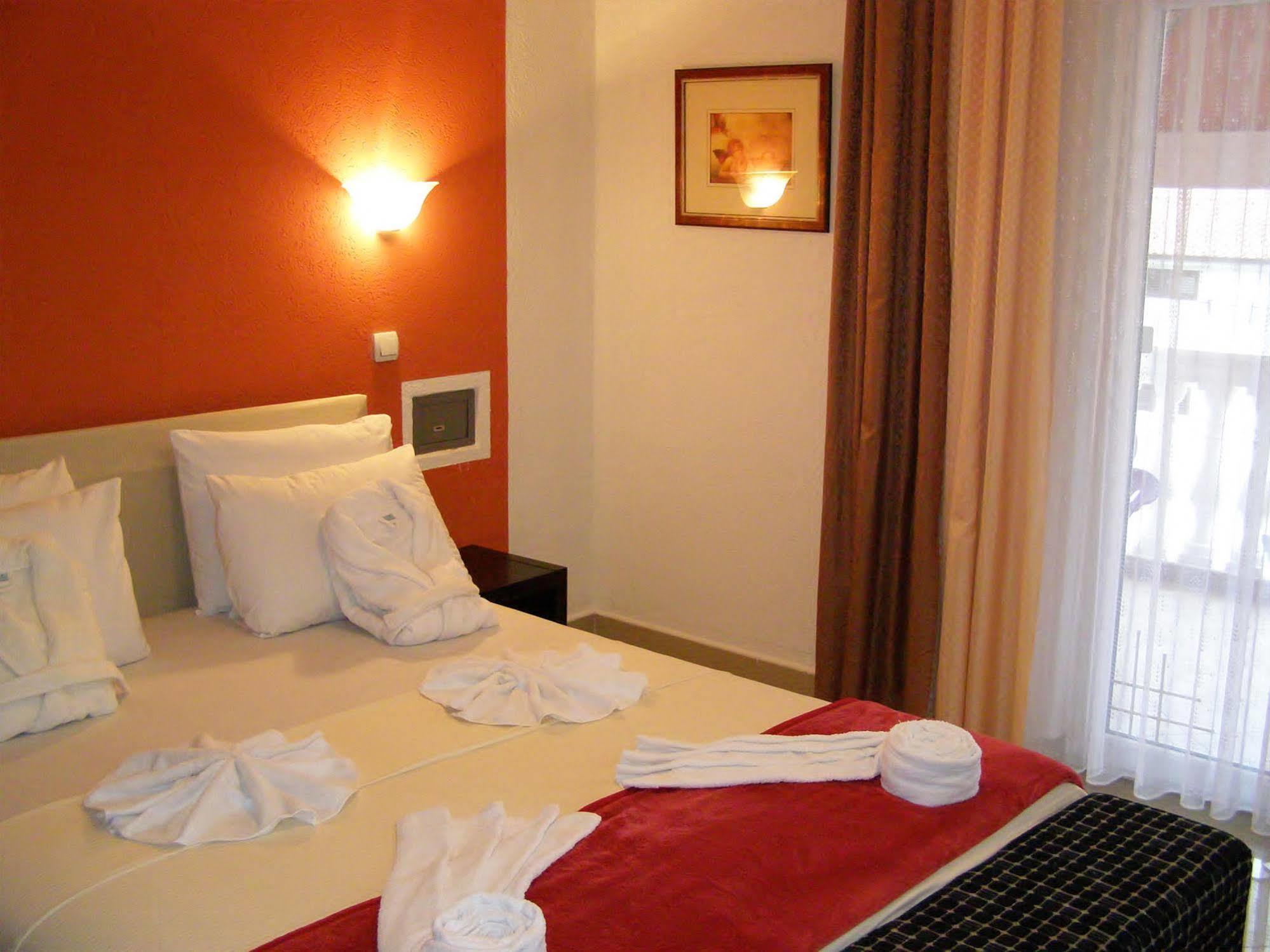 Petrovac Hotel Wellness & Spa Angelo Gabriel מראה חיצוני תמונה