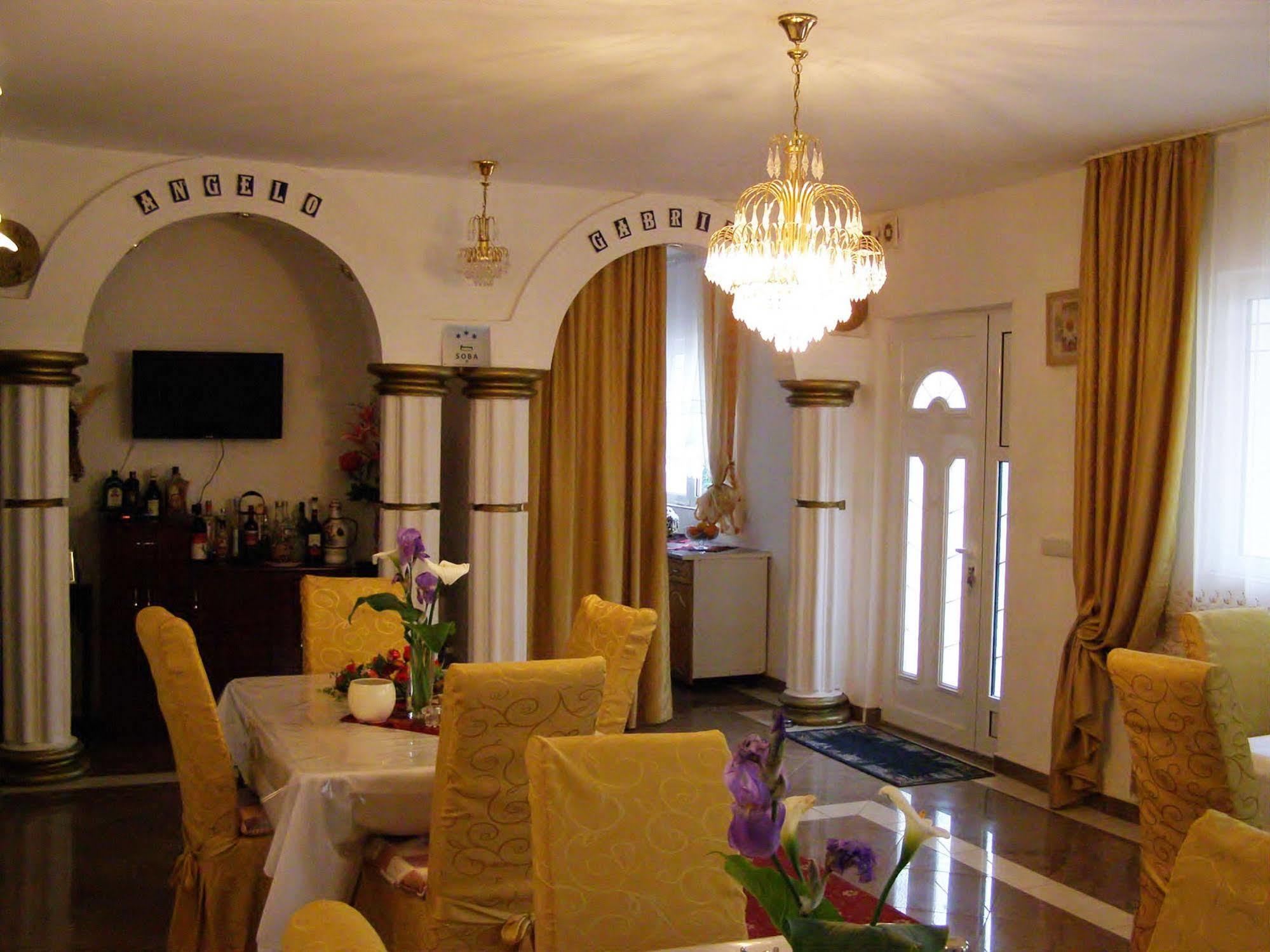 Petrovac Hotel Wellness & Spa Angelo Gabriel מראה חיצוני תמונה