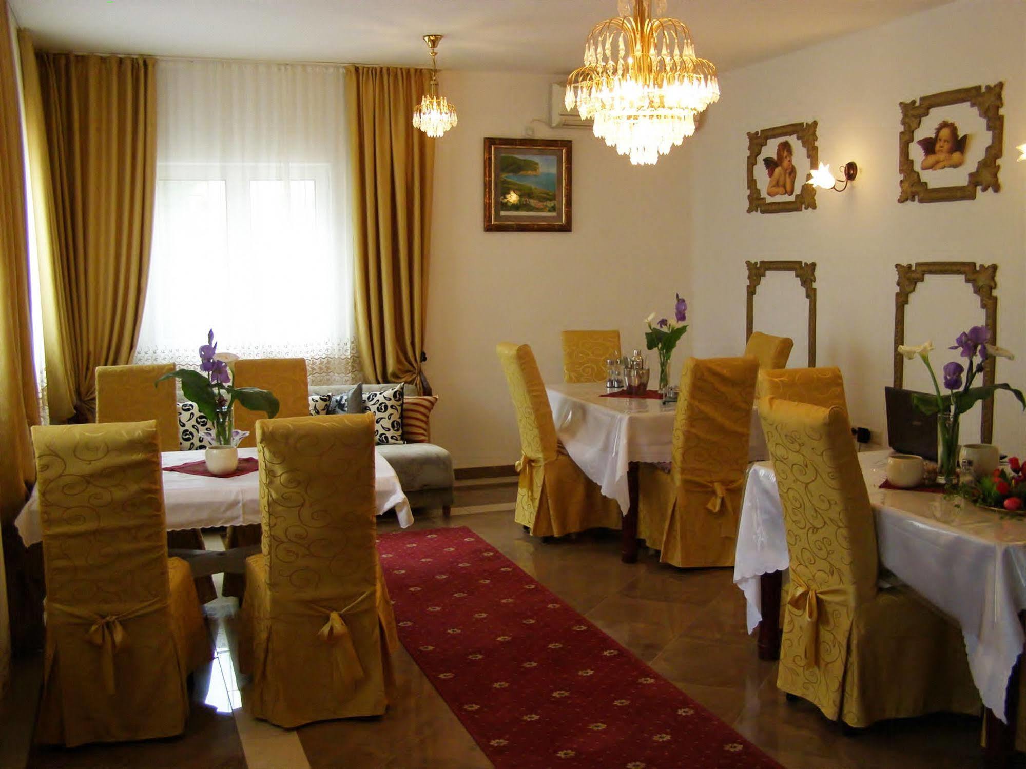 Petrovac Hotel Wellness & Spa Angelo Gabriel מראה חיצוני תמונה