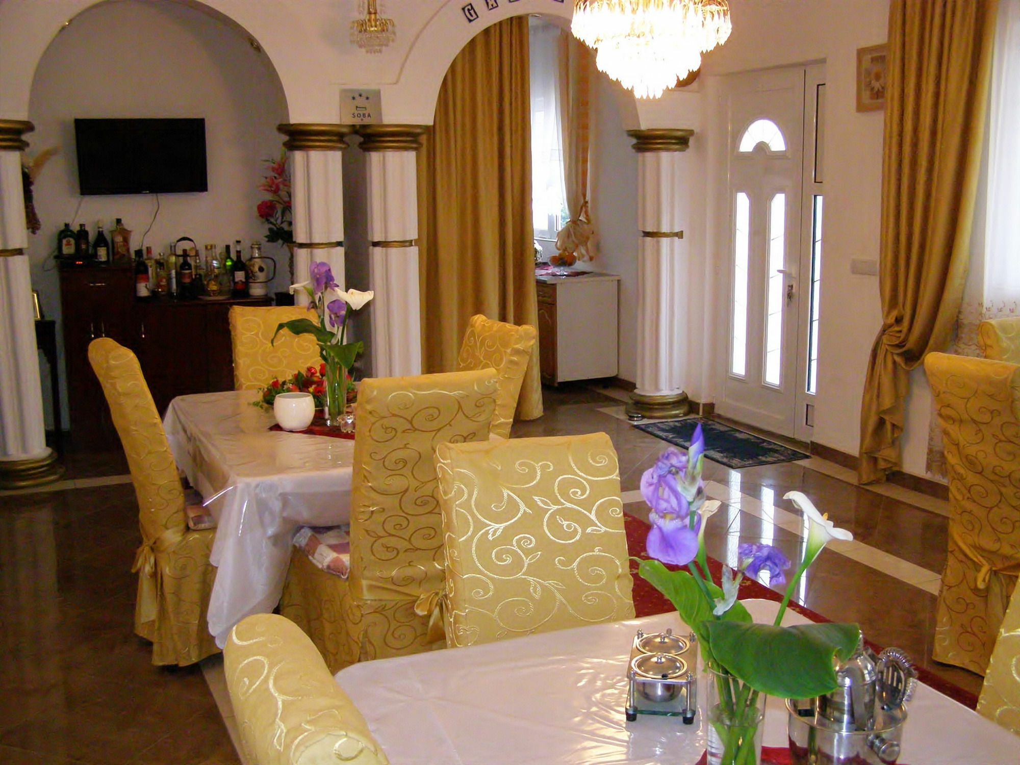 Petrovac Hotel Wellness & Spa Angelo Gabriel מראה חיצוני תמונה